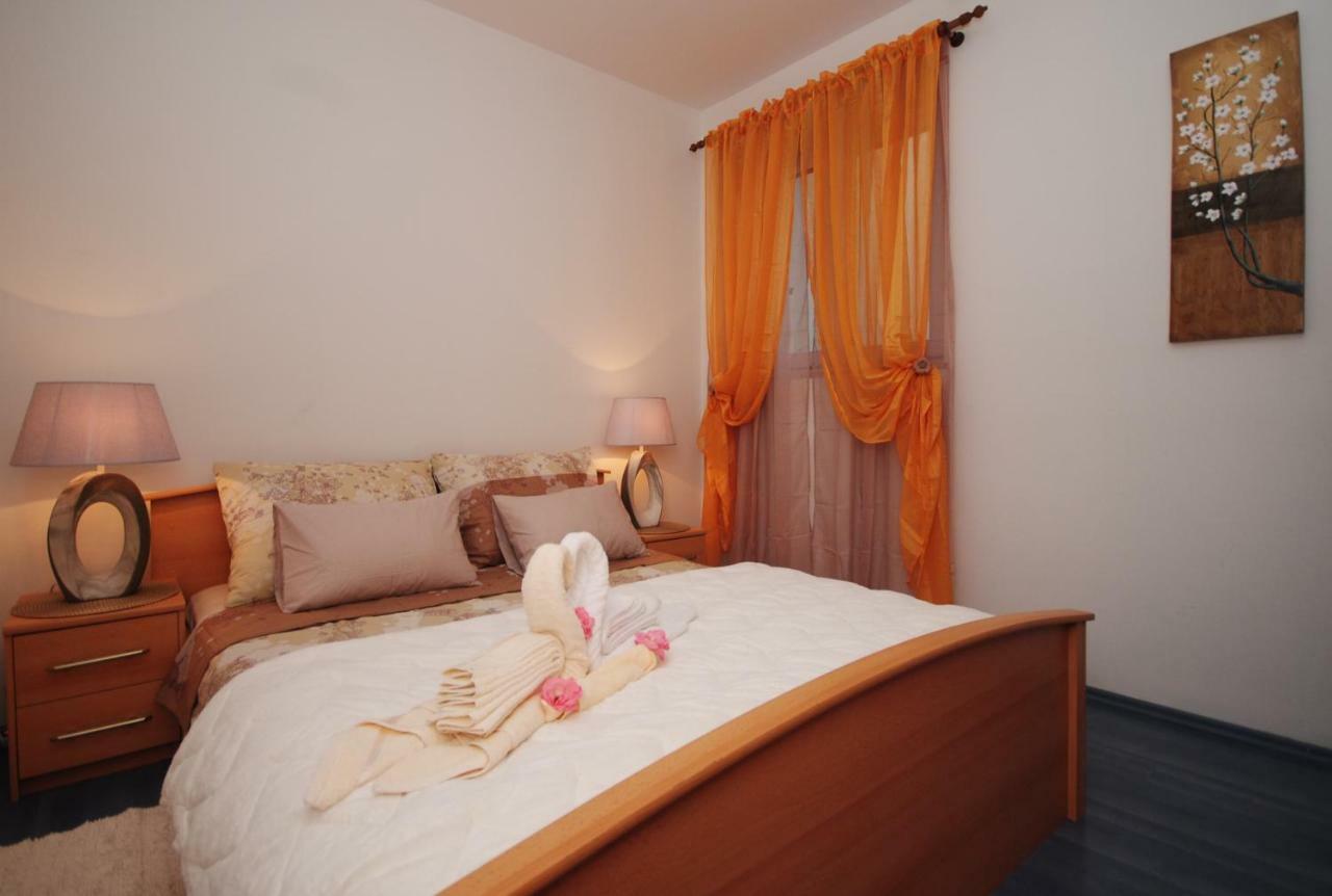Apartment Raquil Spalato Esterno foto
