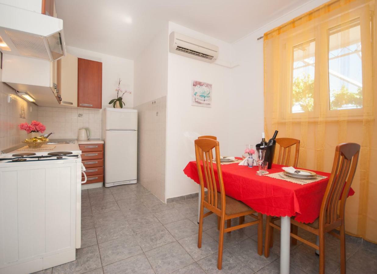 Apartment Raquil Spalato Esterno foto